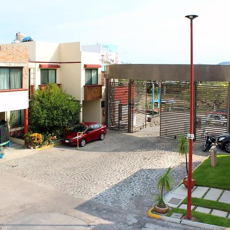 Preciosa Casa Palmera En Cuernavaca Con Alberca, Wifi, Tv Y Cocina Para Fin De Semana, Descanso, Vacaciones O Home Office Emiliano Zapata  ภายนอก รูปภาพ
