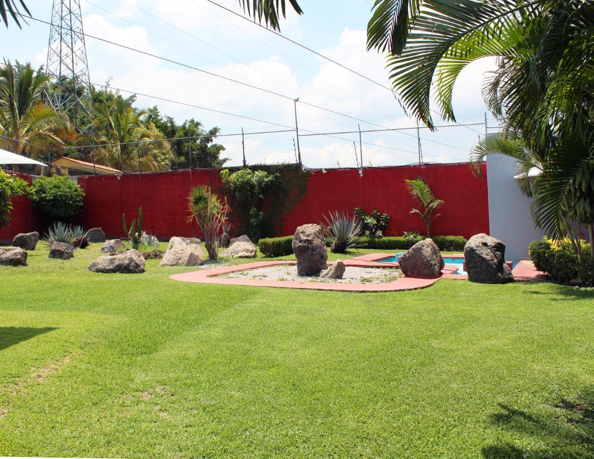 Preciosa Casa Palmera En Cuernavaca Con Alberca, Wifi, Tv Y Cocina Para Fin De Semana, Descanso, Vacaciones O Home Office Emiliano Zapata  ภายนอก รูปภาพ