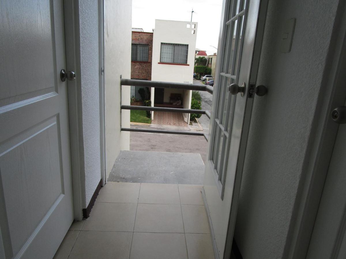Preciosa Casa Palmera En Cuernavaca Con Alberca, Wifi, Tv Y Cocina Para Fin De Semana, Descanso, Vacaciones O Home Office Emiliano Zapata  ภายนอก รูปภาพ