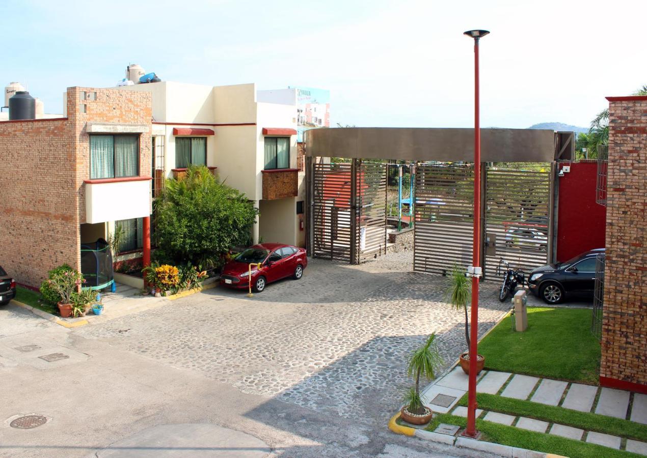 Preciosa Casa Palmera En Cuernavaca Con Alberca, Wifi, Tv Y Cocina Para Fin De Semana, Descanso, Vacaciones O Home Office Emiliano Zapata  ภายนอก รูปภาพ