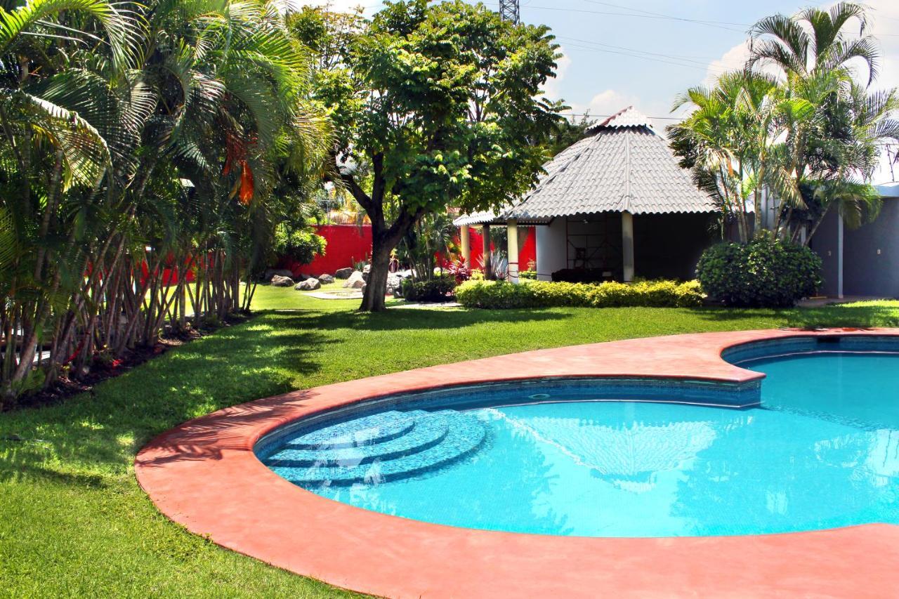 Preciosa Casa Palmera En Cuernavaca Con Alberca, Wifi, Tv Y Cocina Para Fin De Semana, Descanso, Vacaciones O Home Office Emiliano Zapata  ภายนอก รูปภาพ